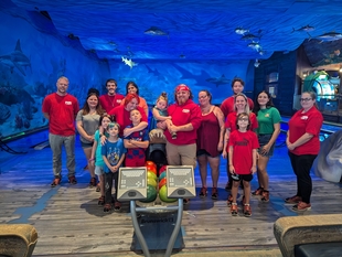group photo of fish team bowling