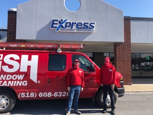 Image of Fish Window Cleaners and Van Outside Express Employment