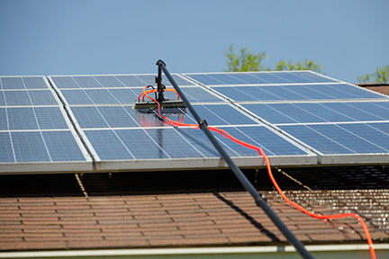 Waterfed pole cleaning solar panels