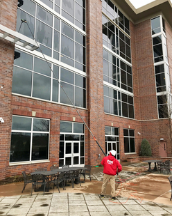 FISH Window Cleaner Using Water-Fed Pole to Clean 4-Story Office Building Windows