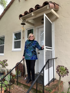 Recipient of Free Window Cleaning for Breast Cancer Awareness Month